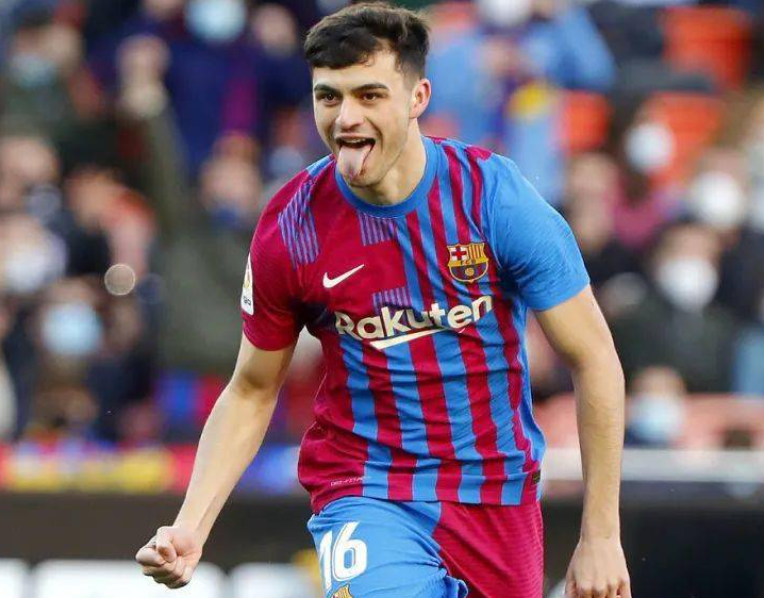 佩德里谈国家德比前夕：皇马蜕变与姆巴佩威胁