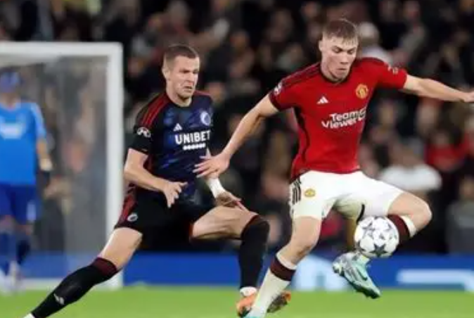 那不勒斯冬窗欲提前激活霍伊伦买断条款,曼联已表态同意