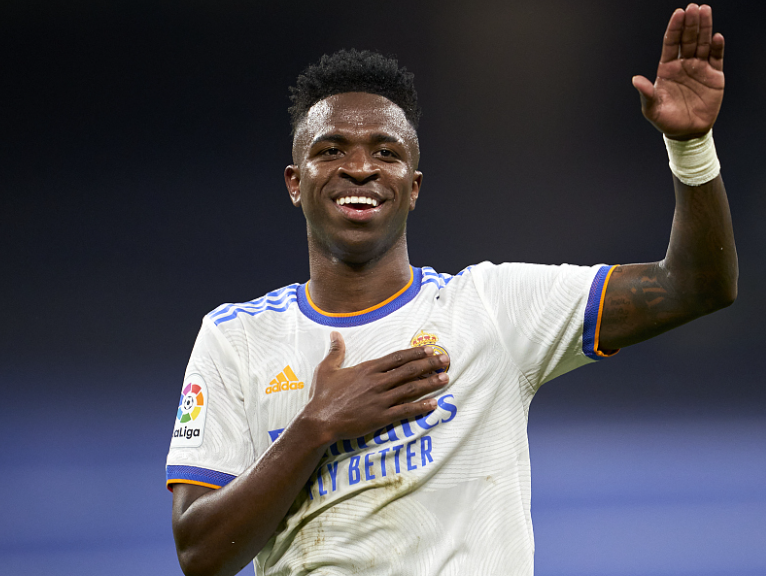 维尼修斯续约存疑:现状若持续恐告别皇马