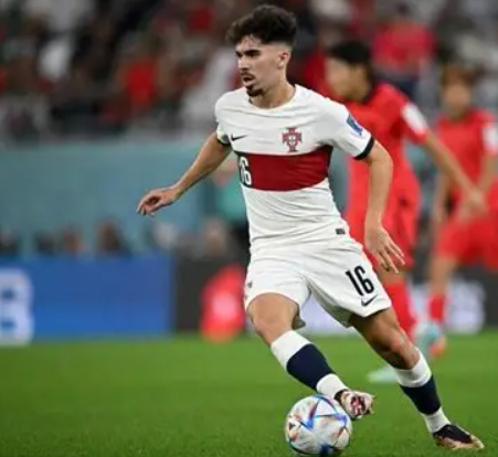 维蒂尼亚:恩里克助力,巴黎生涯焕新光