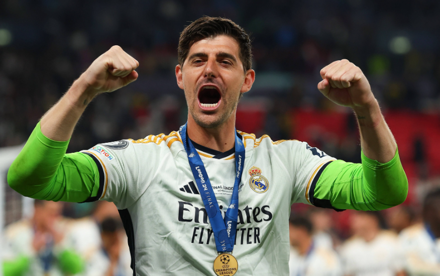 库尔图瓦欧冠高光：以“叹息之墙”之姿捍卫皇马尊严