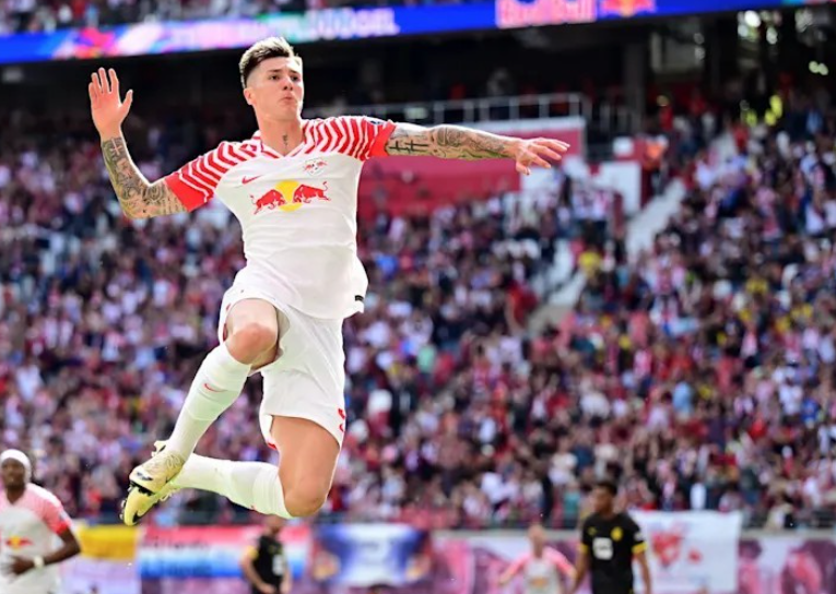 曼联平局后舍什科引评,希勒直言其需提升