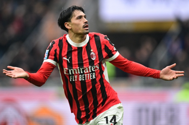 赖因德斯谈世预赛关键战、联赛替补经历与家族足球遗憾