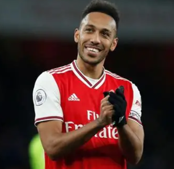 奥巴梅杨自述转会历程:切尔西之憾与巴萨、马赛情缘