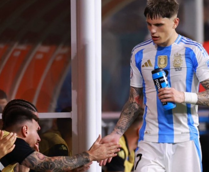 切尔西“蓝色魔力”慈善活动:以足球之名传递温暖与归属