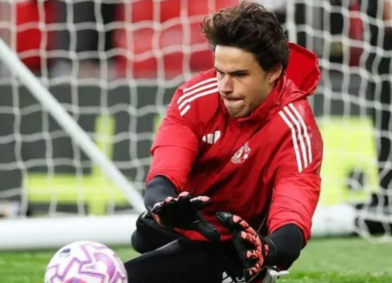 弗格森盛赞阿莫林治下曼联,寄望球队延续连胜佳绩