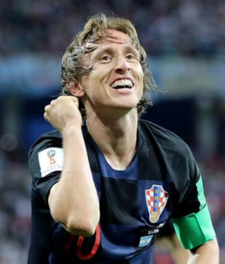 克罗地亚世预赛晋级,米兰官方盛赞莫德里奇