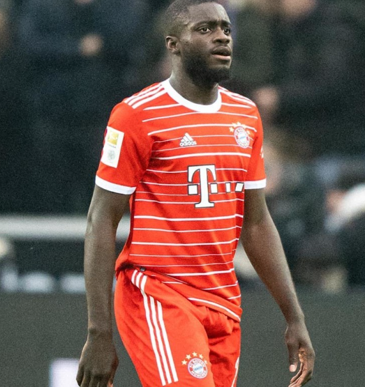 拜仁逆转取胜后于帕梅卡诺谈未来:无关金钱,专注当下