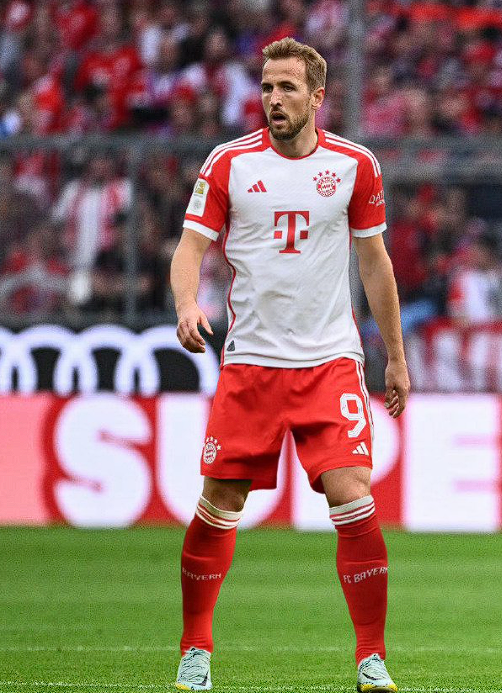 凯恩谈拜仁逆转与欧冠前瞻:彰显韧性,直面挑战