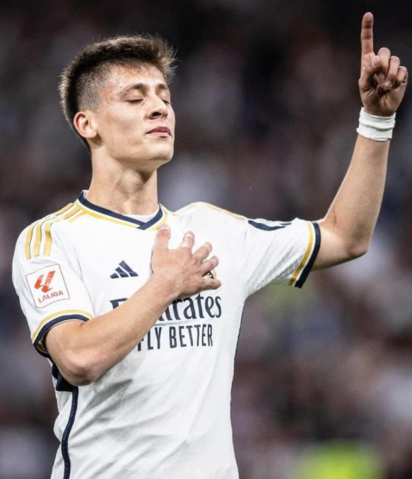 西甲第13轮居莱尔首发,皇马战平引对其比赛掌控力探讨