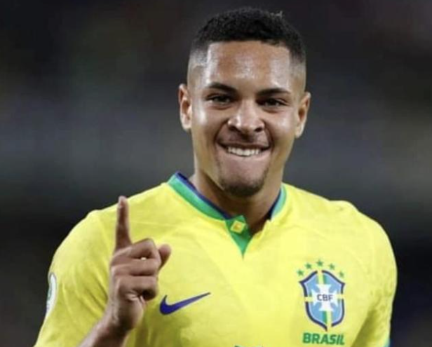 维托·罗克:从巴甲崛起,剑指<a href='https://www.www.niaodie.cn/news/tag/557.html' style='color: blue;'>世界杯</a>舞台