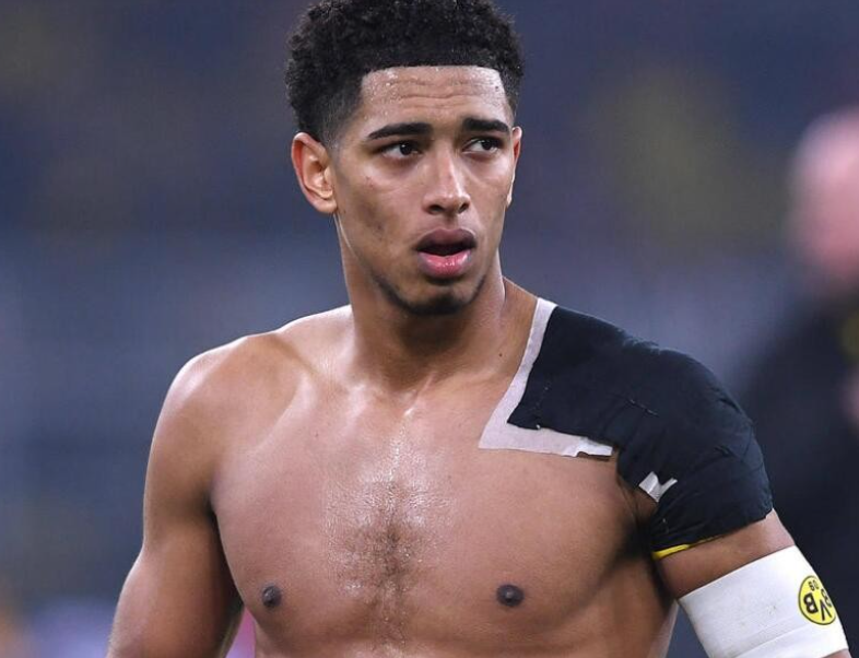 皇马战术棋局:贝林厄姆位置抉择与阵容动态调整