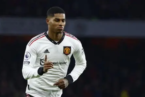 拉什福德诺坎普首秀:巴萨逆转之战的闪耀新援