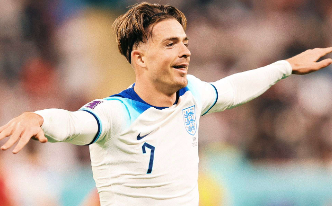 莫耶斯谈埃弗顿客胜伯恩茅斯:胜利背后的关键因素与球员表现剖析