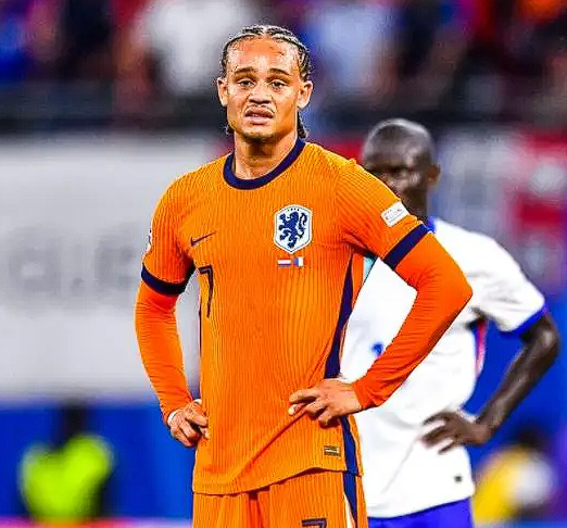 热刺胜局剖析:弗兰克盛赞球队全方位表现与西蒙斯闪光