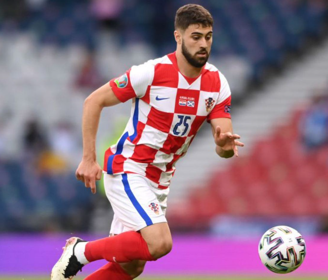 格瓦迪奥尔:曼城争冠,多面受敌需全力以赴