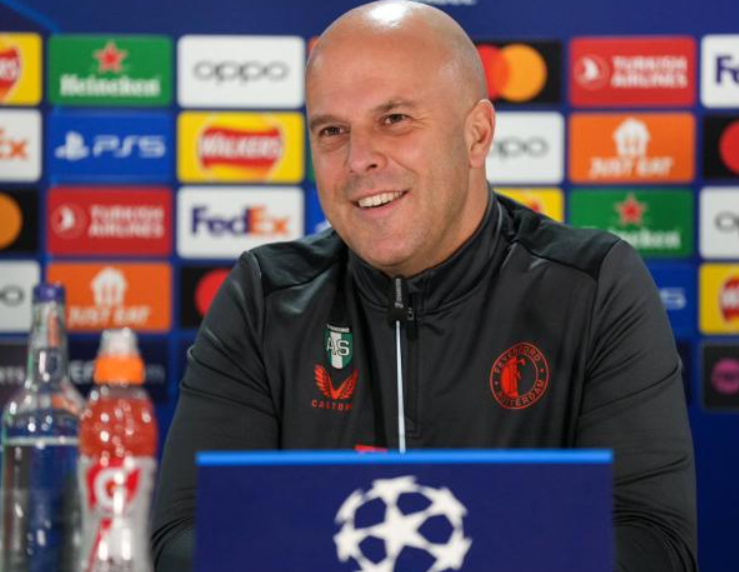 利物浦险胜<a href='https://www.www.niaodie.cn,www.www.niaodie.cn,www.www.niaodie.cn,/news/tag/374.html' style='color: blue;'>国米</a>后斯洛特深度剖析:多维度解读赛事与球队表现