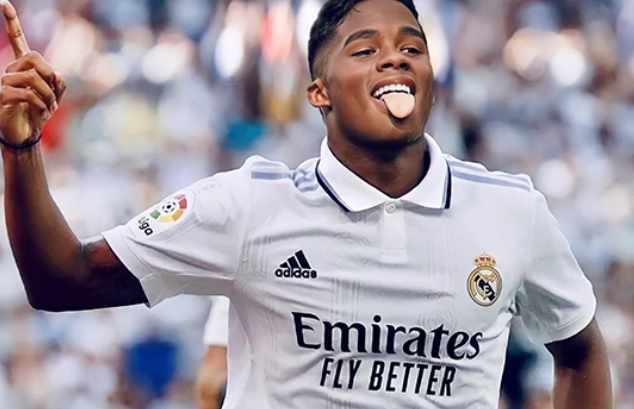 皇马困境:三场关键战定阿隆索命运,耐心与危机并存