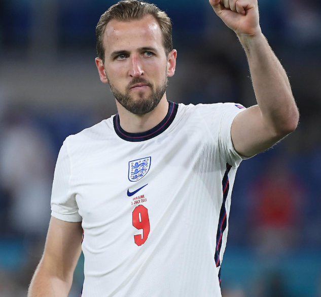 巴萨转会风向转变:凯恩无缘,另觅新援成必然